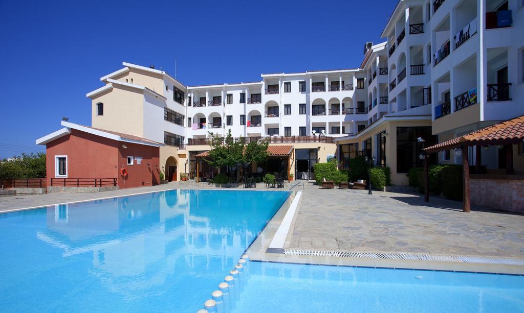 Episkopiana Hotel & Sport Resort Episkopi  ภายนอก รูปภาพ