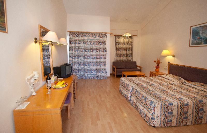 Episkopiana Hotel & Sport Resort Episkopi  ภายนอก รูปภาพ